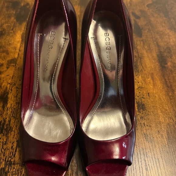 BCBGeneration Peep Toe Pumps, Red, 7.5 - Picture 2 of 4